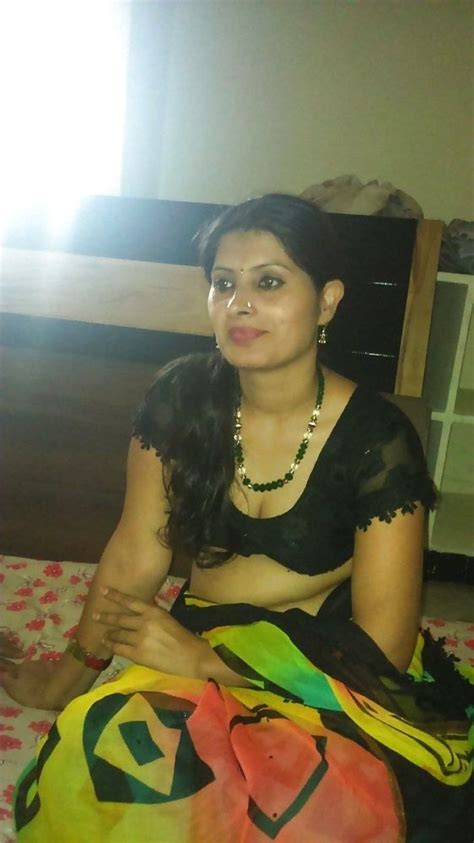 hot indian aunty mms|Desi Randi group [s]ex MMS with clear Hindi audio